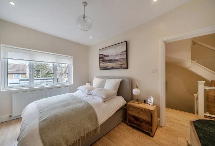 Whitford Gardens, Mitcham, CR4, photo 3