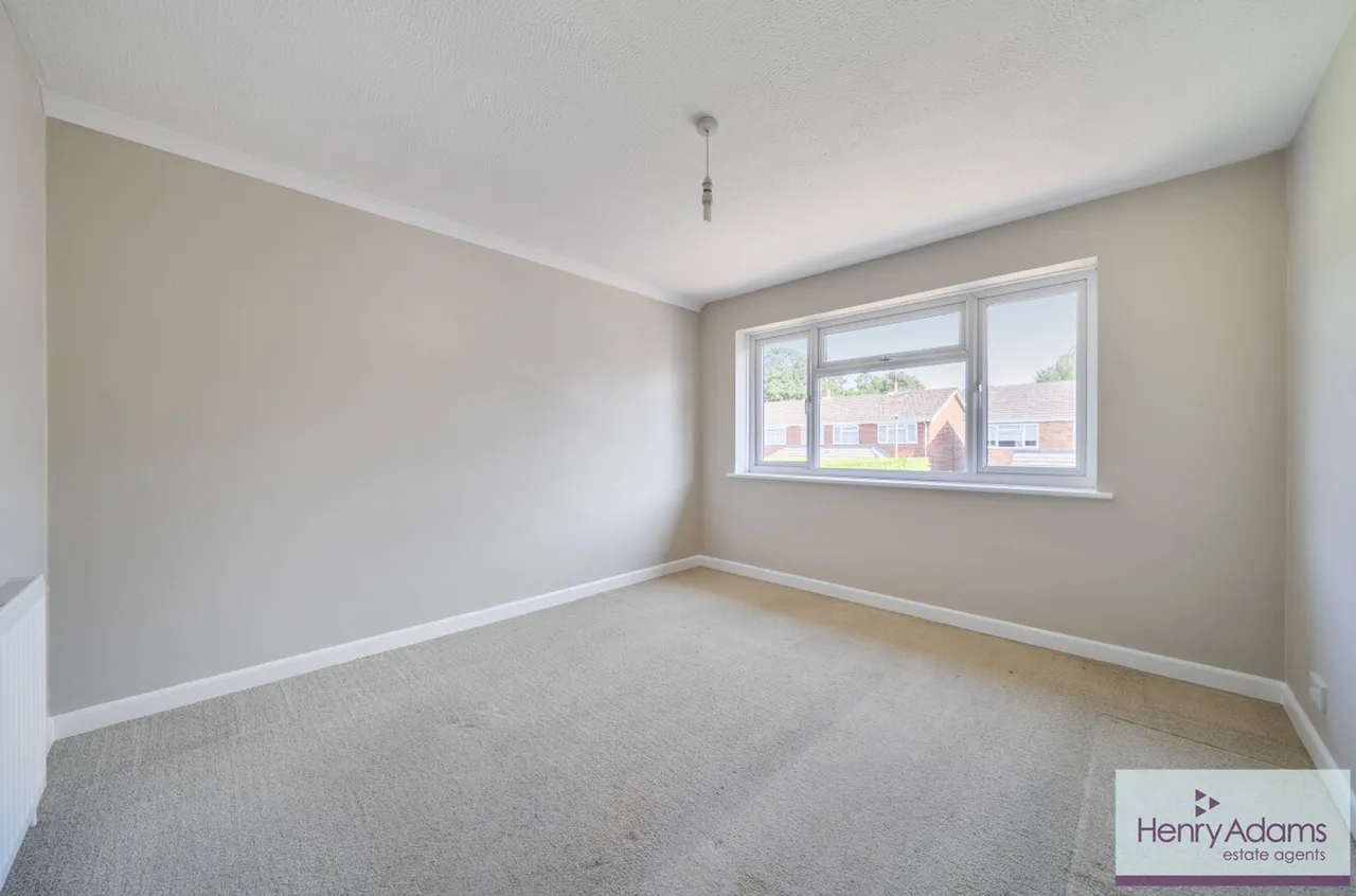 Clare Gardens, Petersfield, GU31, photo 7