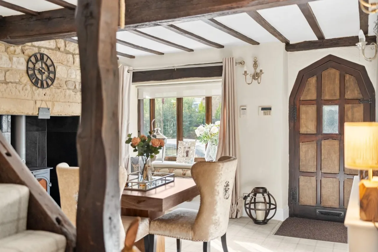 Main Street North, Aberford, LS25, photo 6