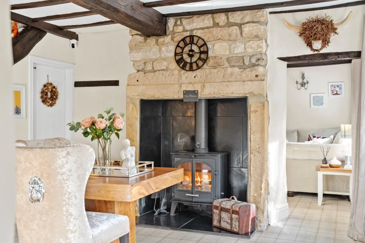 Main Street North, Aberford, LS25, photo 5