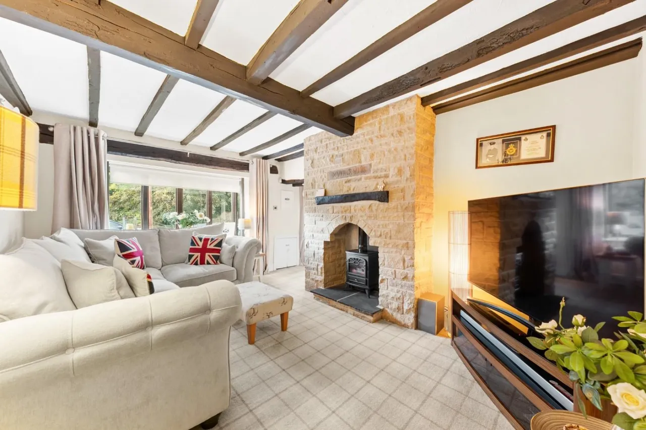 Main Street North, Aberford, LS25, photo 9