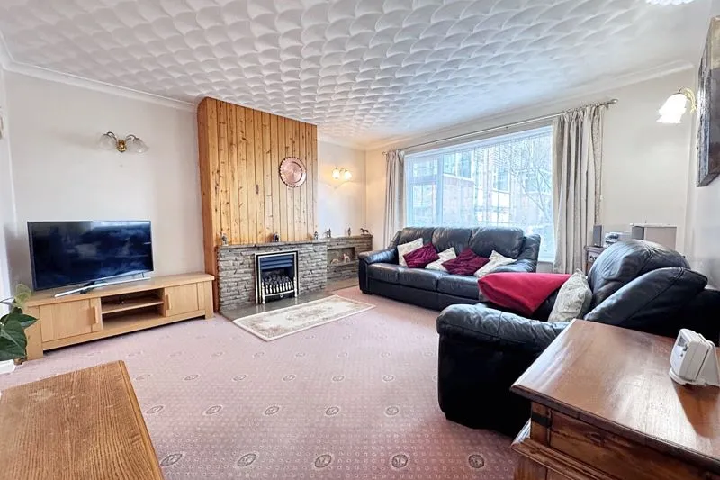 Brentwood Close, Brighton BN1 7EW, photo 3