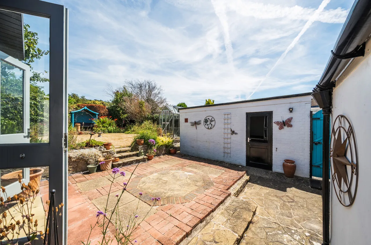 Aldwick Crescent, Findon Valley, BN14, photo 9