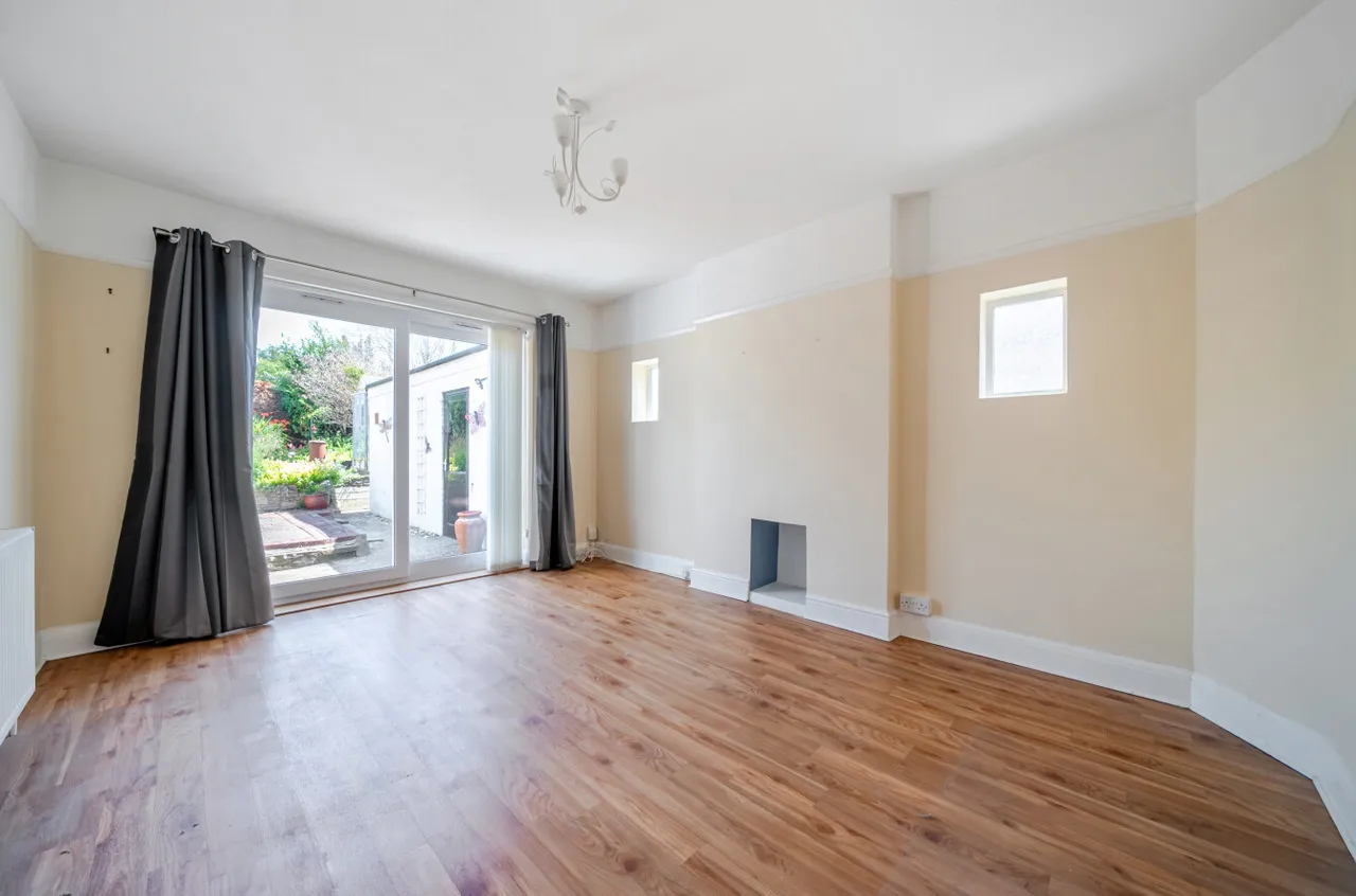 Aldwick Crescent, Findon Valley, BN14, photo 2
