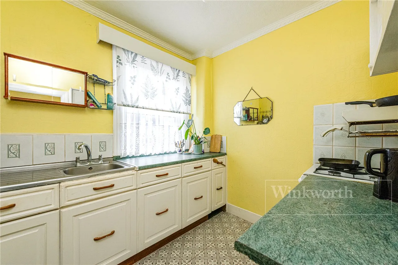 Ambleside Road, London, NW10, photo 6