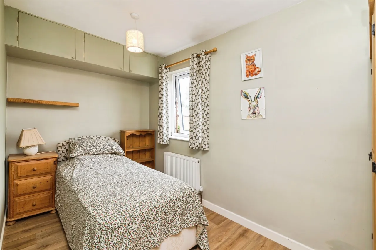 Pilgrims Way, Bungay, photo 6