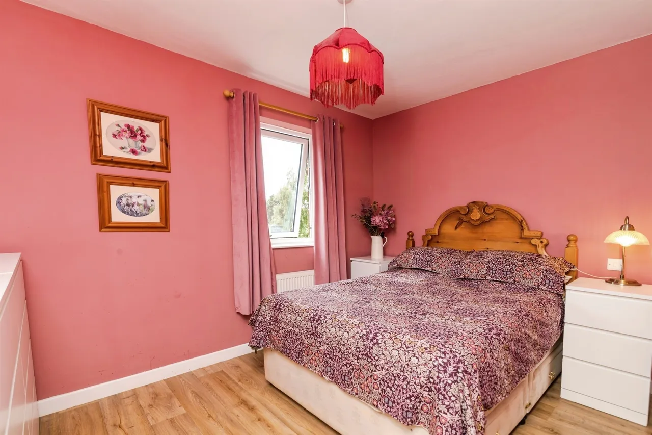 Pilgrims Way, Bungay, photo 7