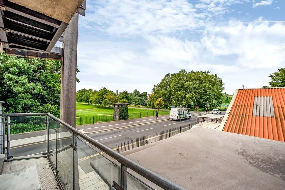 Sumner Road, London, SE15, photo 2