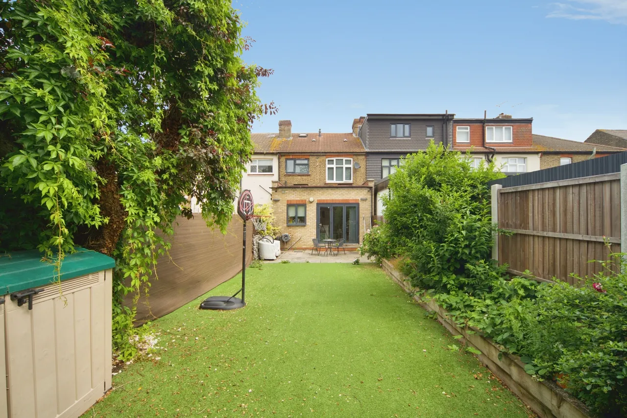 Edenbridge Road, Enfield, EN1, photo 15