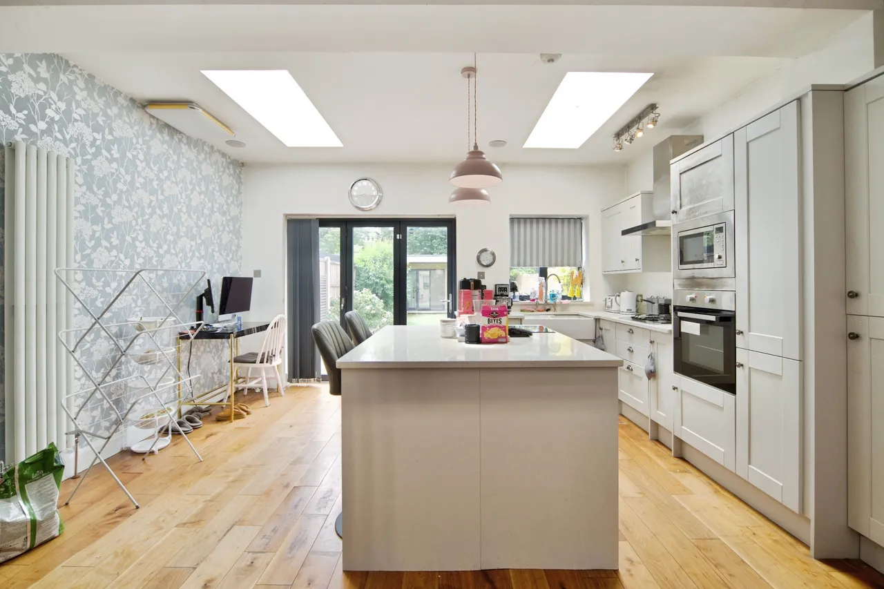 Edenbridge Road, Enfield, EN1, photo 3