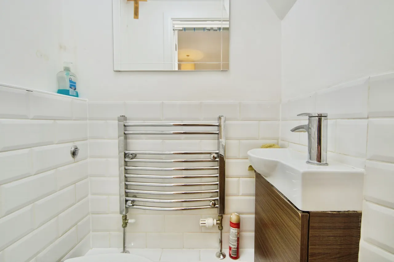 Edenbridge Road, Enfield, EN1, photo 13