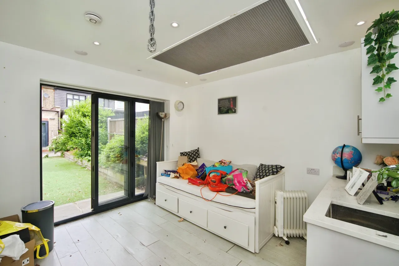 Edenbridge Road, Enfield, EN1, photo 6