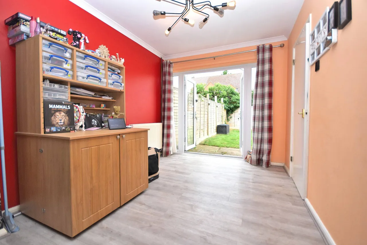 Glebe Road, Cogenhoe, Northampton, NN7 1NR, photo 3