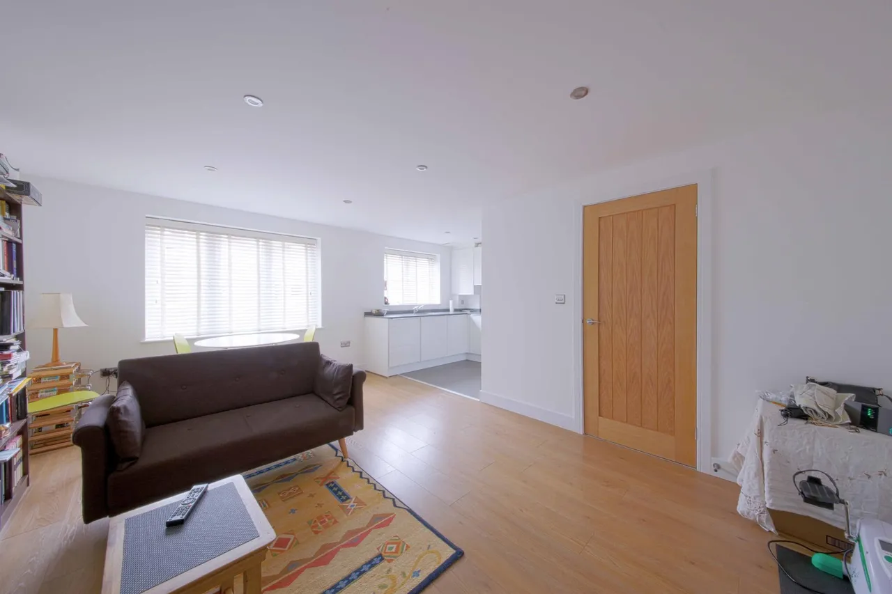 Ruby Court, Maidenhead, SL6, photo 5