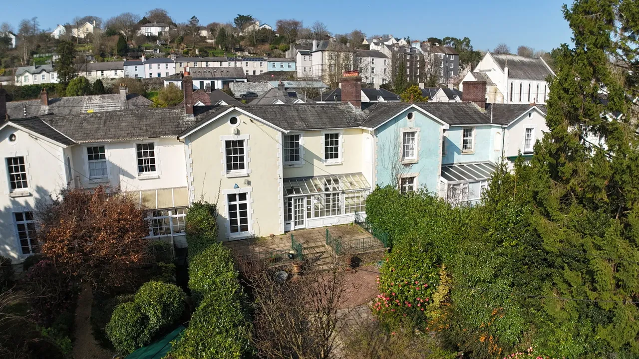 4 bed property for sale — Plymouth Road, Tavistock, PL19 8BU