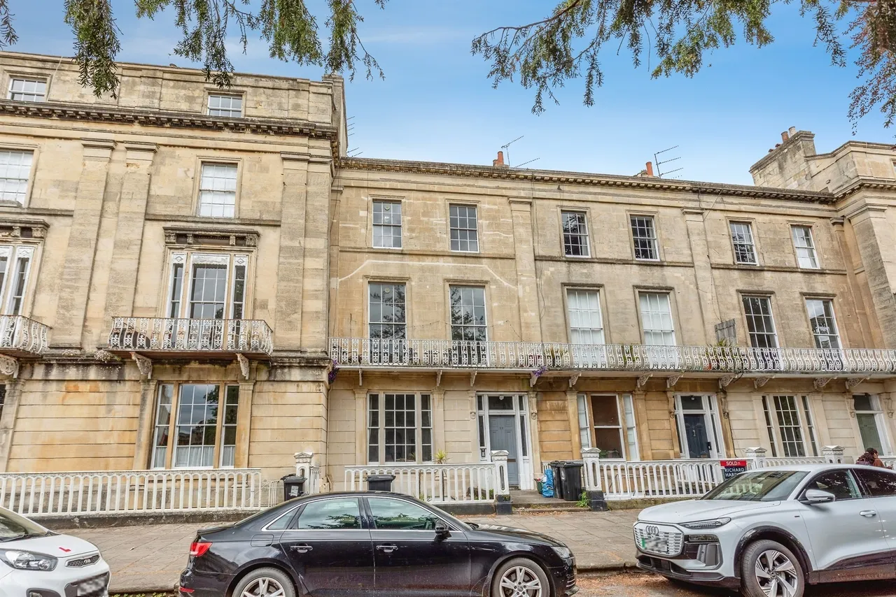 2 bed flat for sale — Lansdown Place, Clifton, Bristol