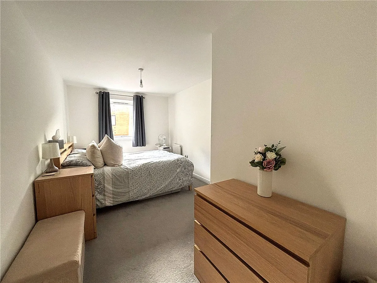 Stonyfield Road, Whiteley, PO15, photo 4
