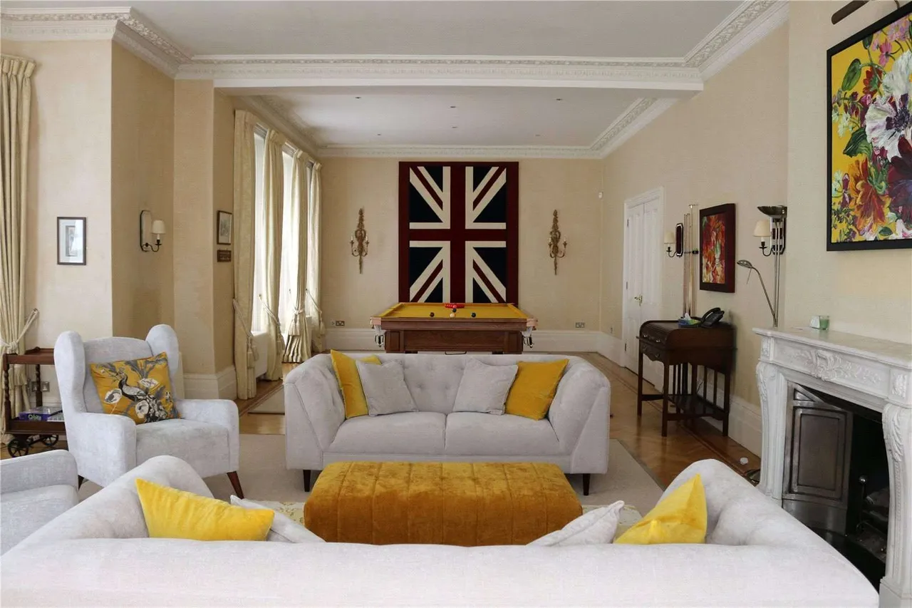 St Mary's Road, Middle Green, Berkshire, SL3 6BS, photo 9