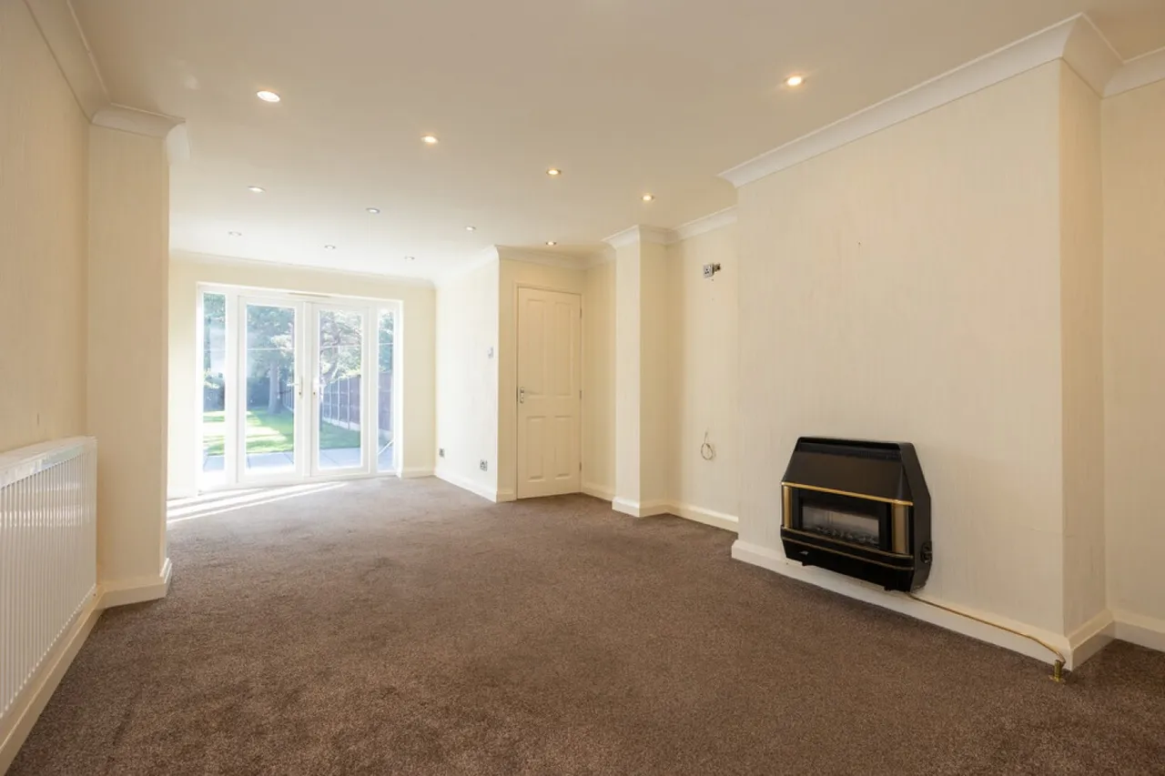 Grange Road, DE24, photo 5