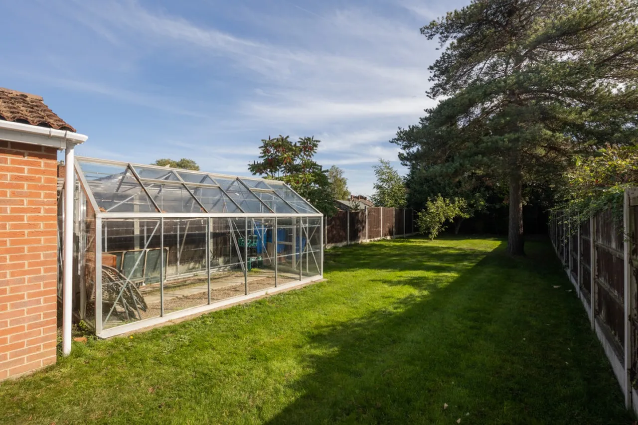 Grange Road, DE24, photo 23