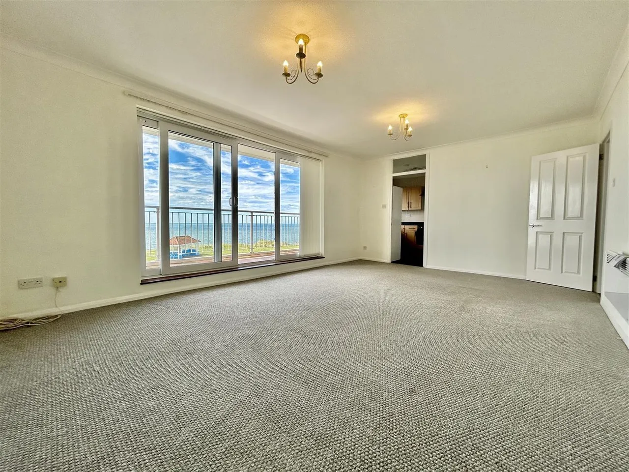 The Parade, Birchington, Kent CT7 9QQ, photo 4