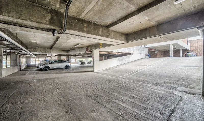 Station Approach, Central Walk Station Approach, KT19, photo 19