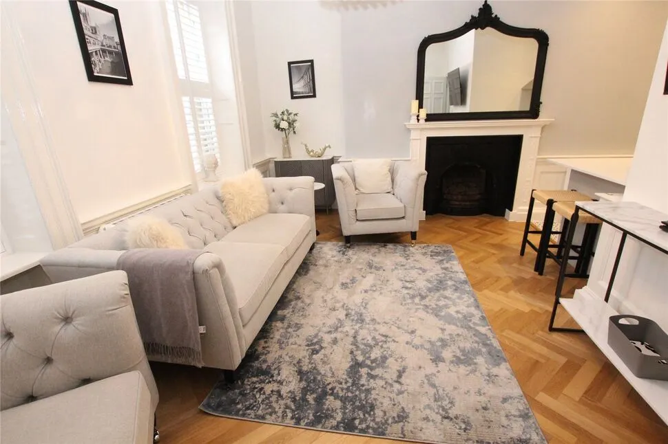 3 bed flat to rent, Fountain Buildings, Bath, BA1
