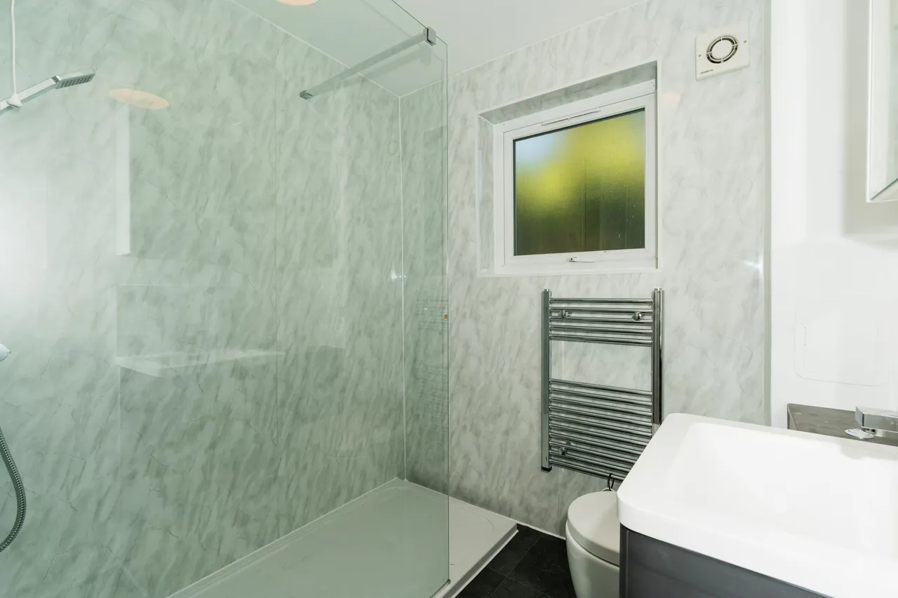 Broomspring Close, Sheffield, S3, photo 13