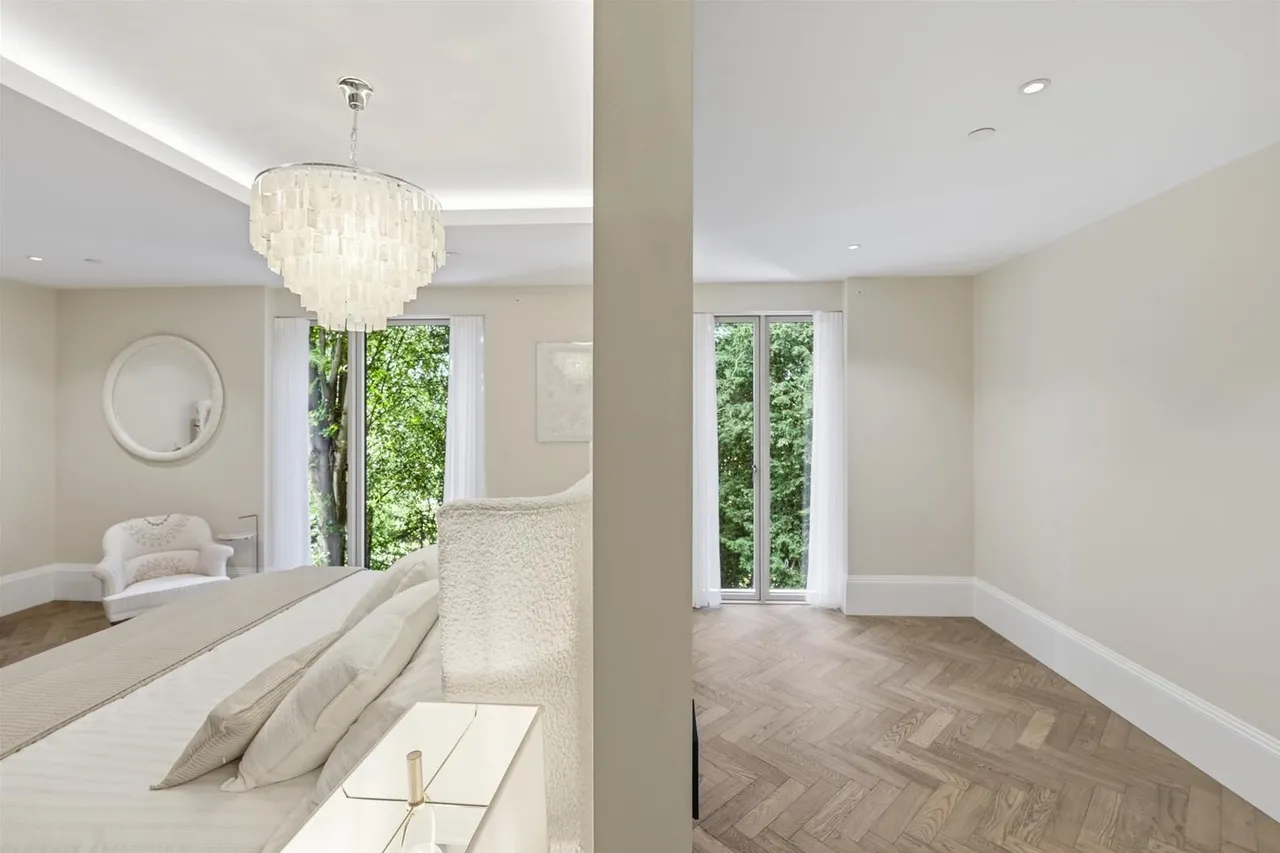 Macclesfield Road, Prestbury, photo 23