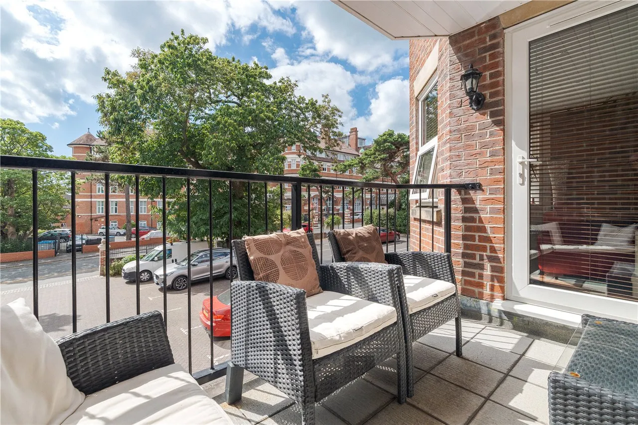 Owls Road, Bournemouth, Dorset, BH5, photo 8
