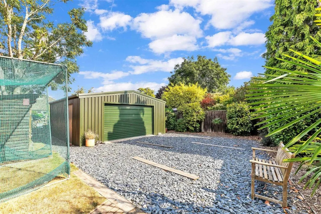 Vicarage Lane, Horley, RH6, photo 22