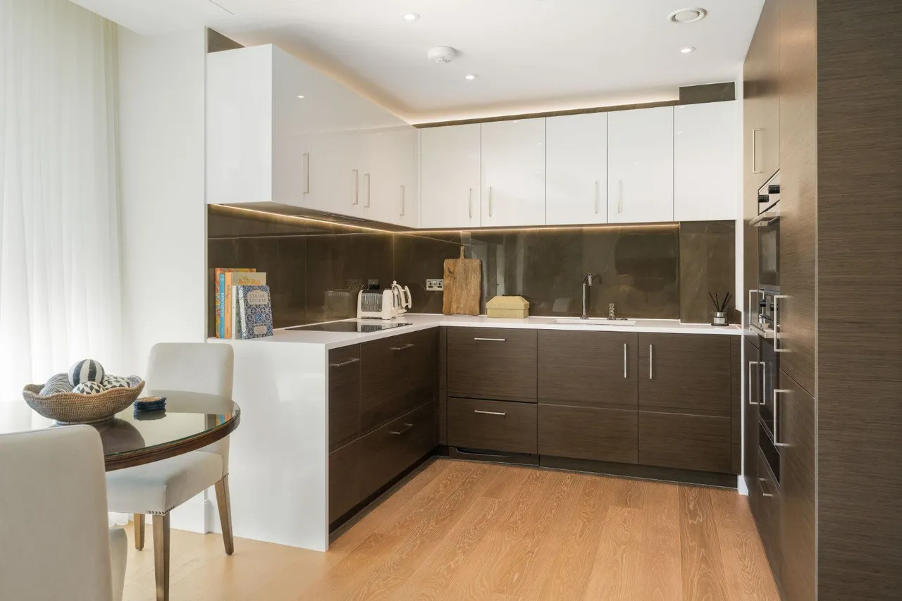 Riverstone Warwick Lane, London, W14 8FN, photo 4