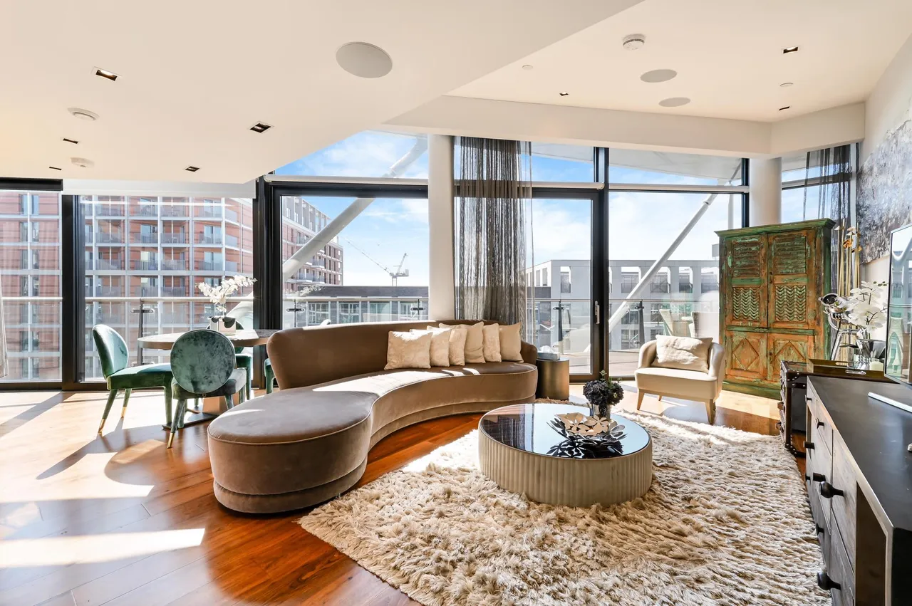 2 bed flat for sale, Riverlight Quay, Nine Elms, SW11