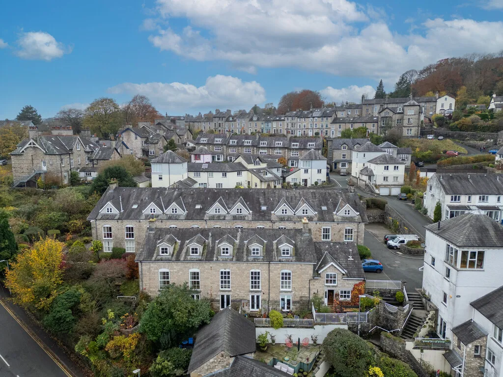 High Fellside, Kendal, LA9, photo 13