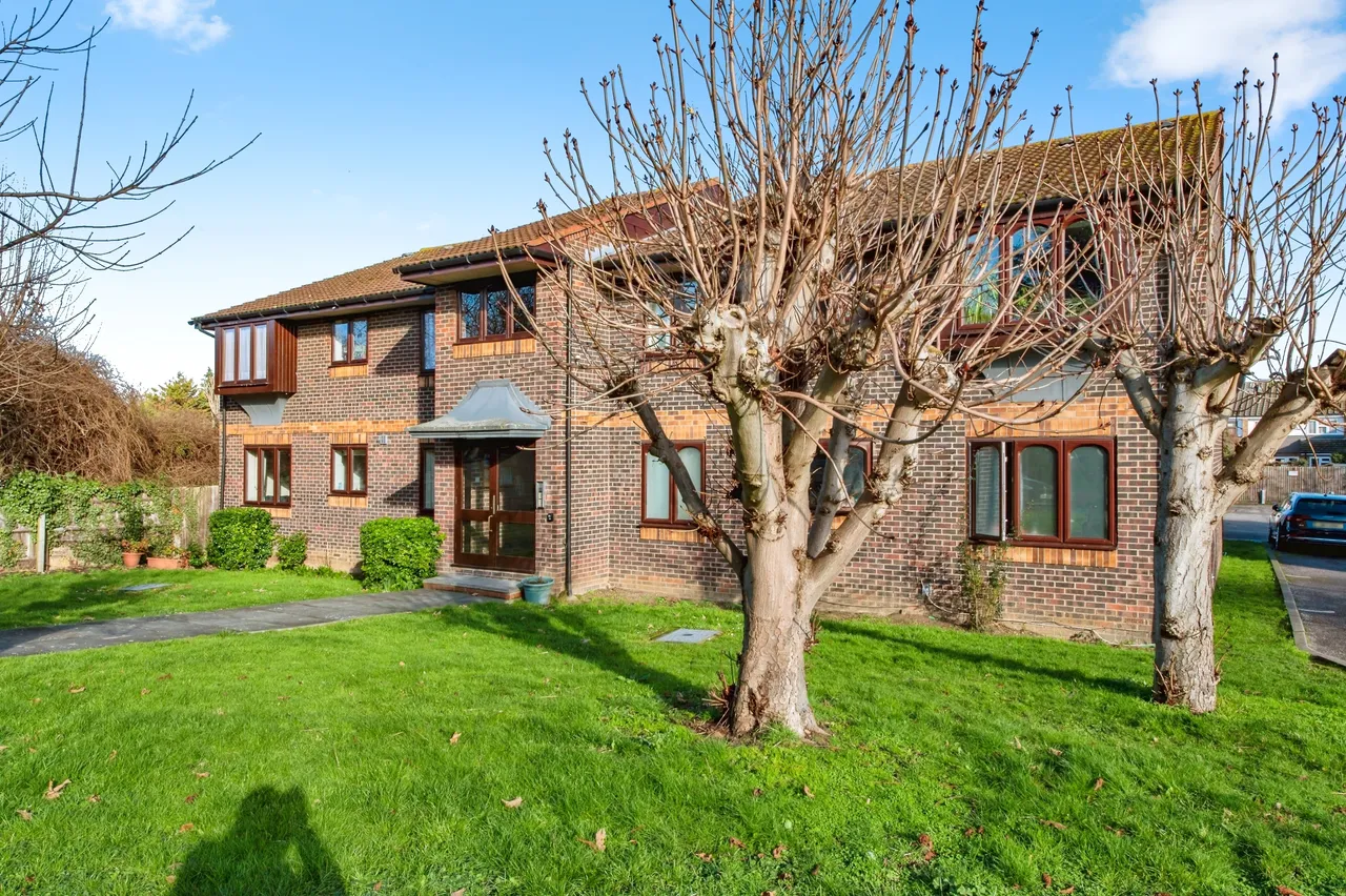 Campion Court, Grays, photo 2