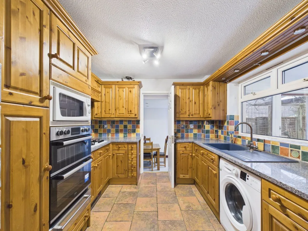 Sharpthorpe Close, Lower Earley, RG6, photo 3