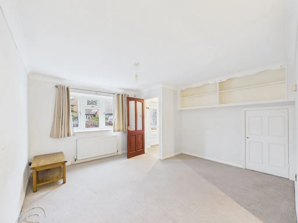 Sharpthorpe Close, Lower Earley, RG6, photo 14