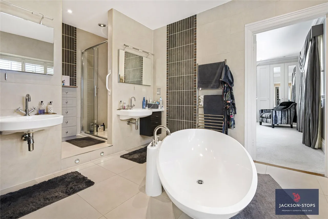 School Road, Moulton, CB8, photo 25