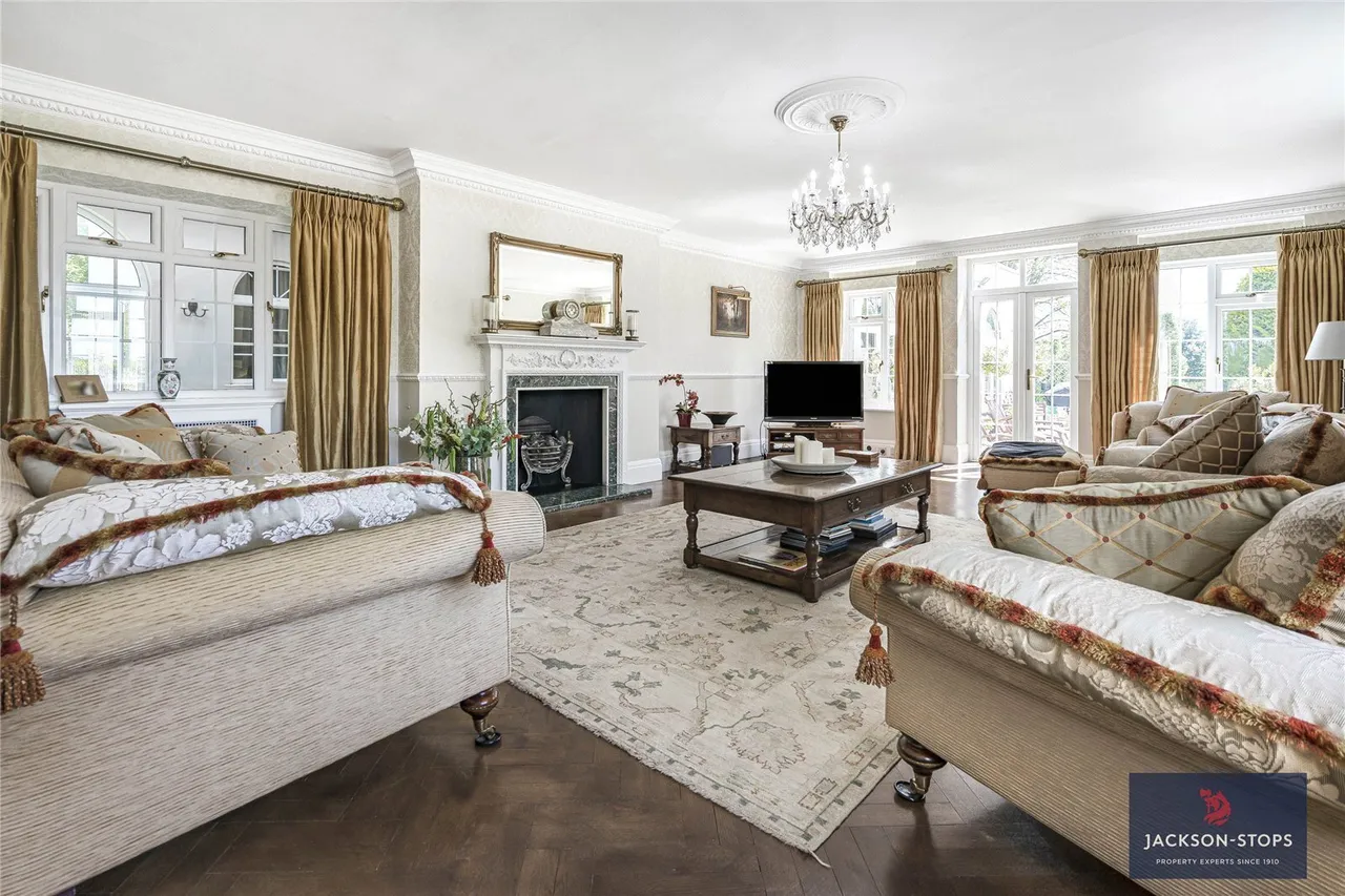 School Road, Moulton, CB8, photo 6