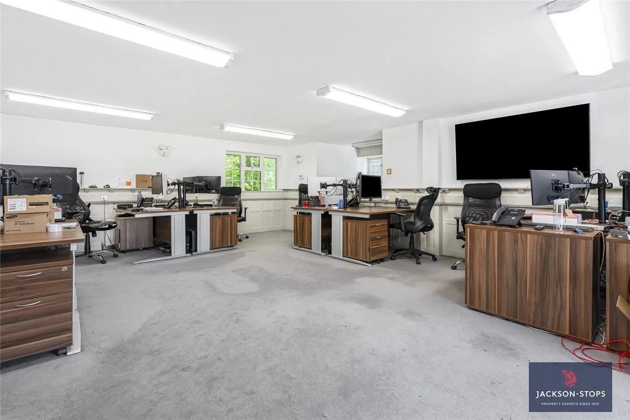 School Road, Moulton, CB8, photo 40