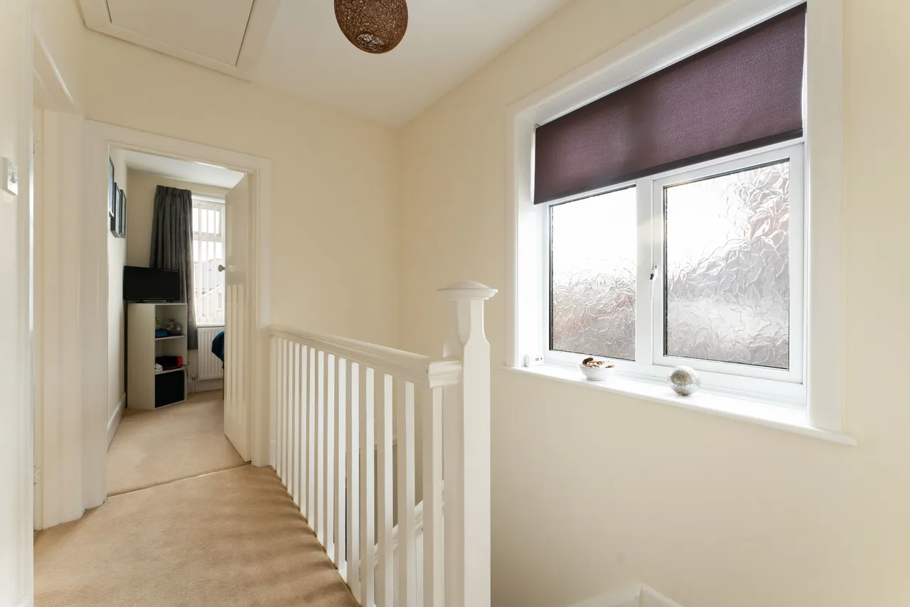 Roberts Road, Salisbury, SP2, photo 12