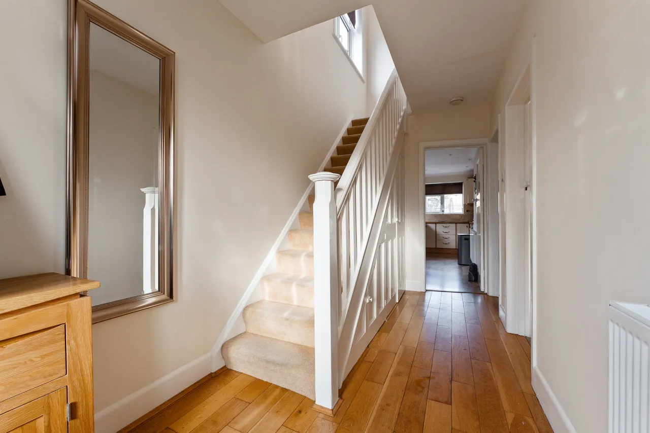 Roberts Road, Salisbury, SP2, photo 2