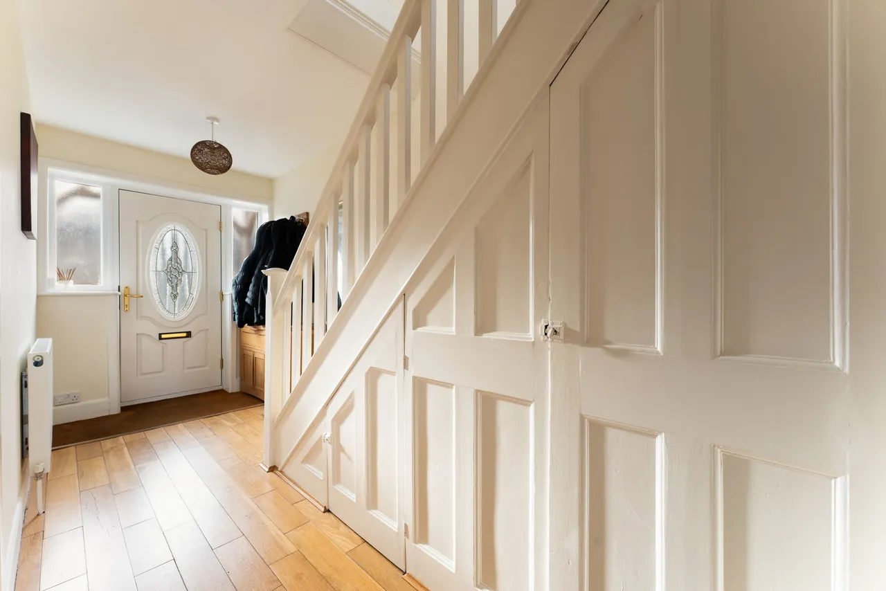 Roberts Road, Salisbury, SP2, photo 11