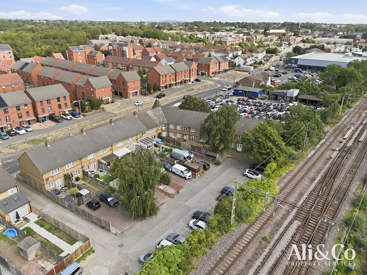 Wharf Road, Grays, photo 5