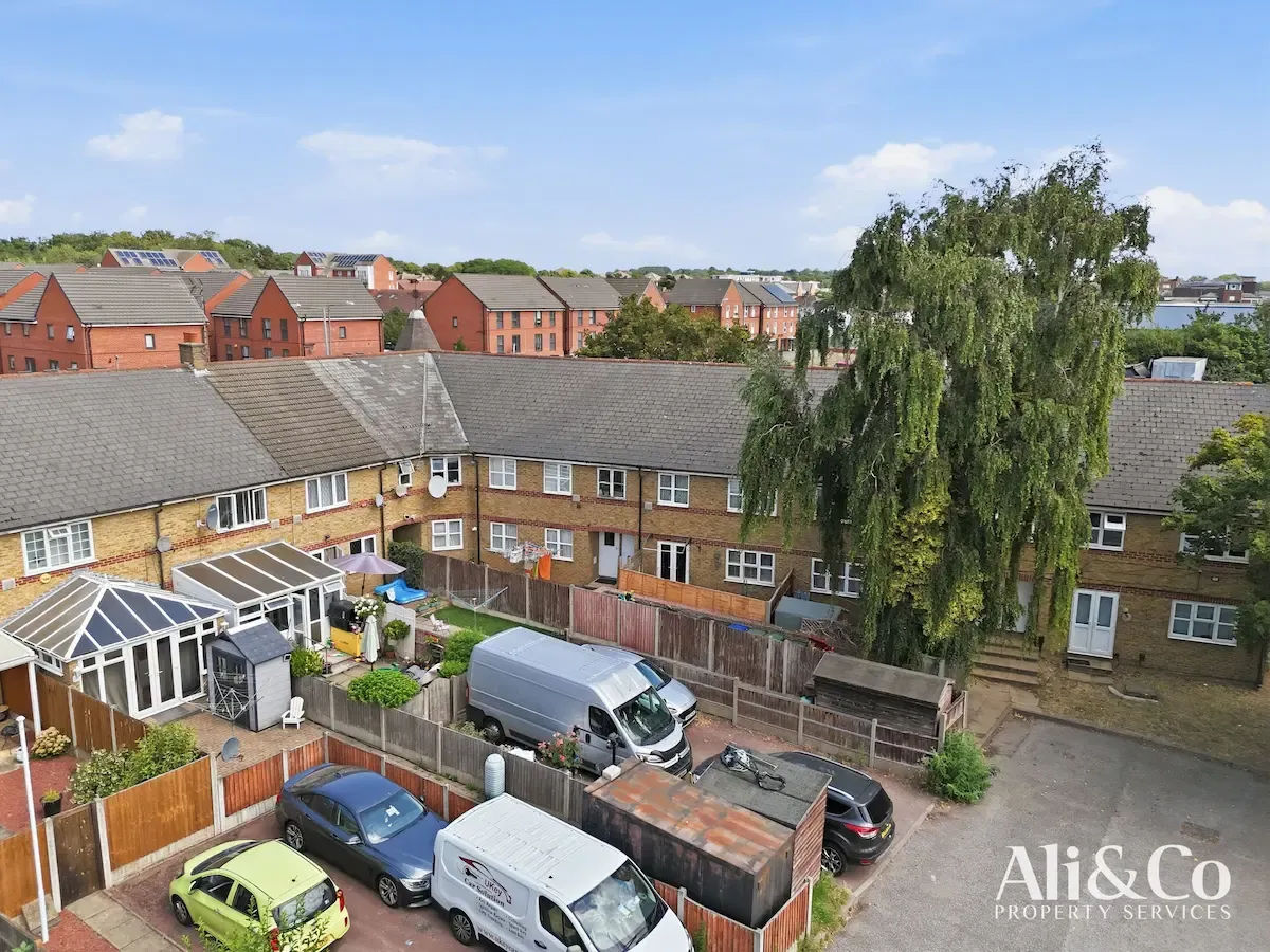 Wharf Road, Grays, photo 4