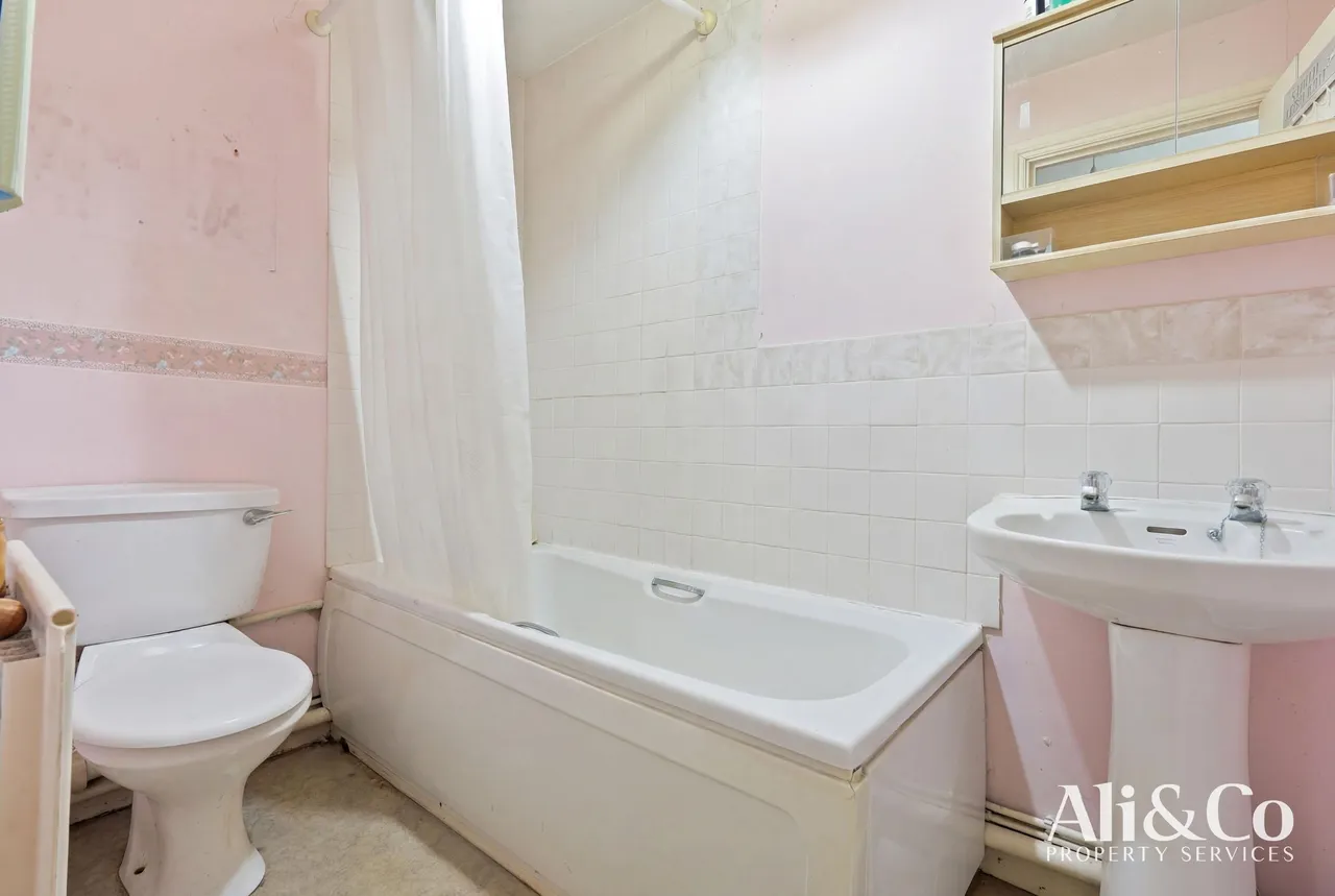 Wharf Road, Grays, Essex, RM17 5YX, photo 13