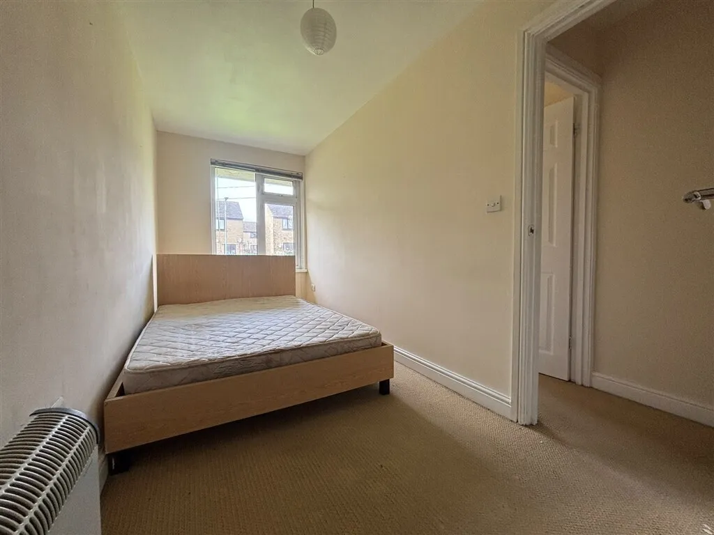 Cumberland Close, Halifax, HX2, photo 4