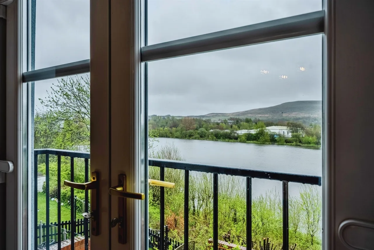 Lakeside Way, Ebbw Vale, NP23, photo 8