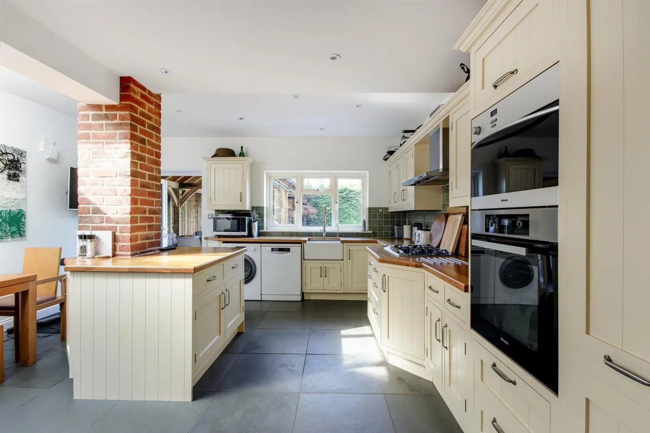 Tonbridge Road, Hildenborough, photo 10