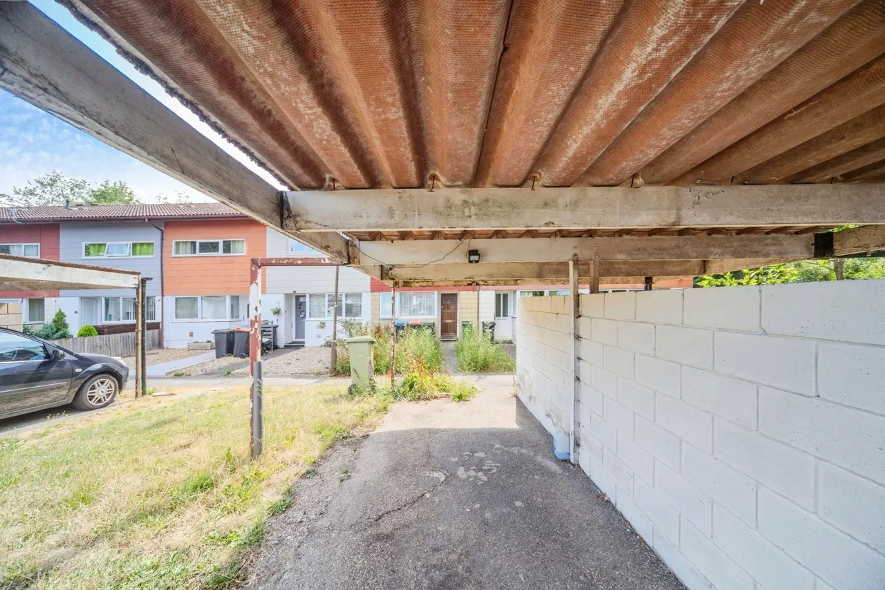 Sunningdale Way, Bletchley, Milton Keynes, Buckinghamshire, MK3, photo 15